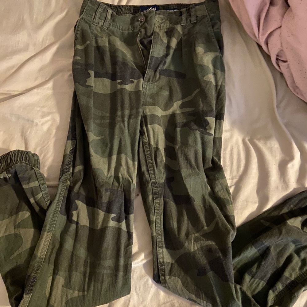 Hollister Camo Joggers